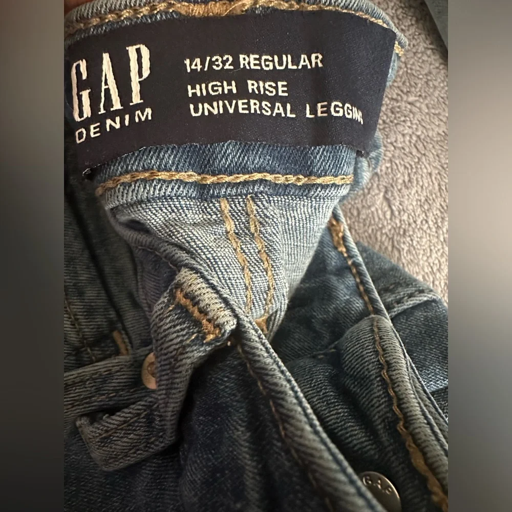 Gap High Rise Universal Legging - Picture 3 of 3